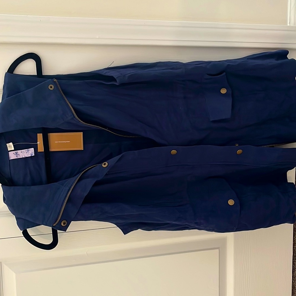 Vest brand new with tags size large